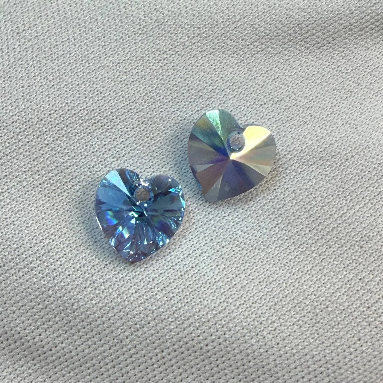 Подвеска Крист. Swarovski Сердце 10мм голуб. АВ 1шт
