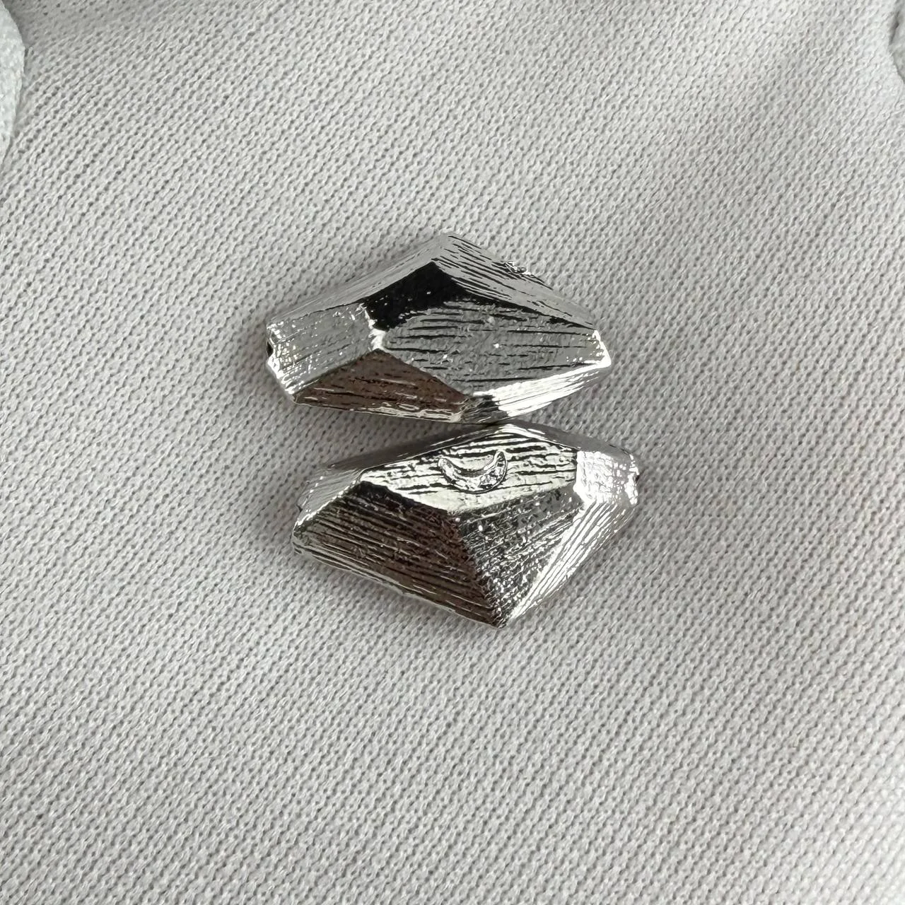 Бусины Кристалл 11*18мм сер. уп4шт