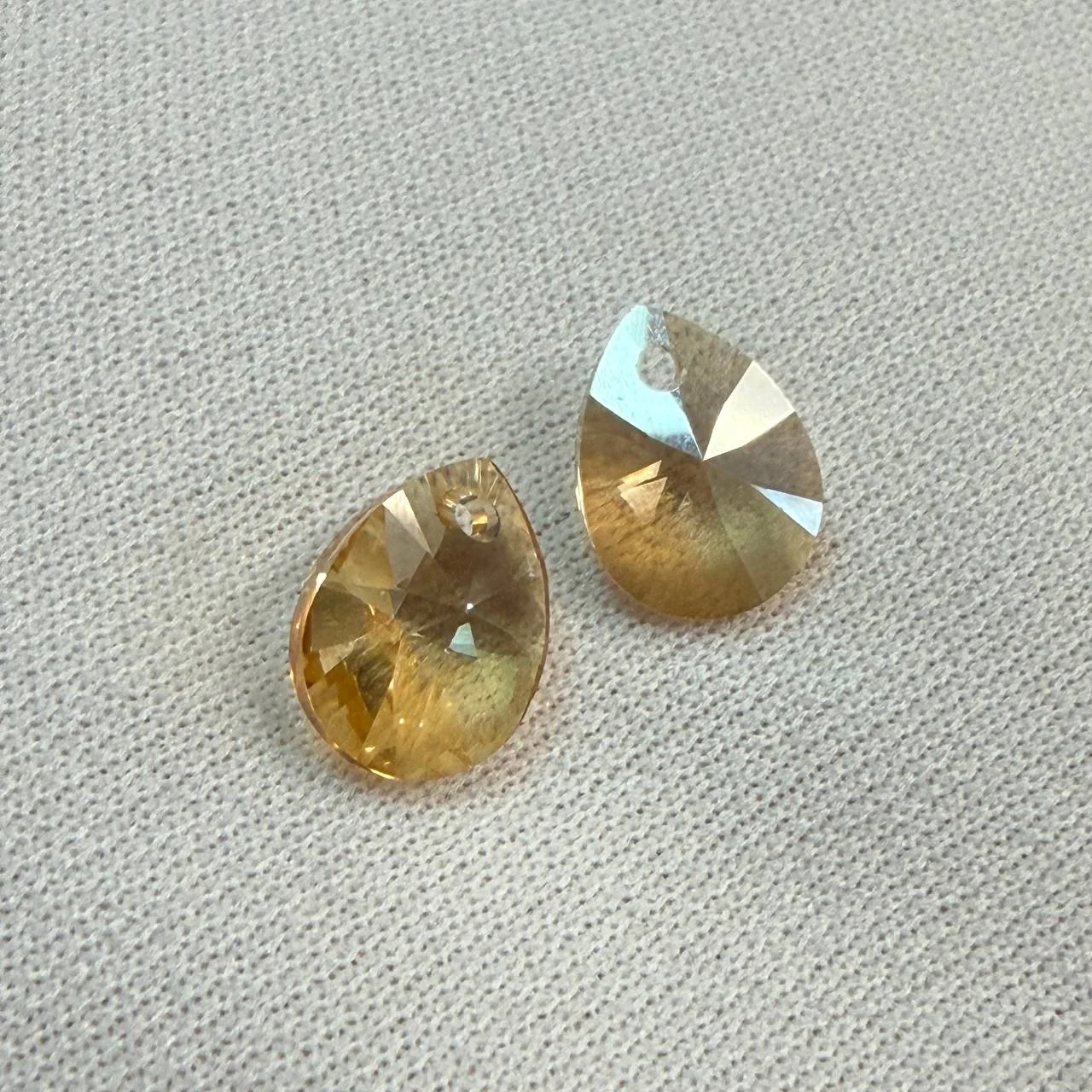 Подвеска Крист. Swarovski Капля 7*10мм шамп. 1шт