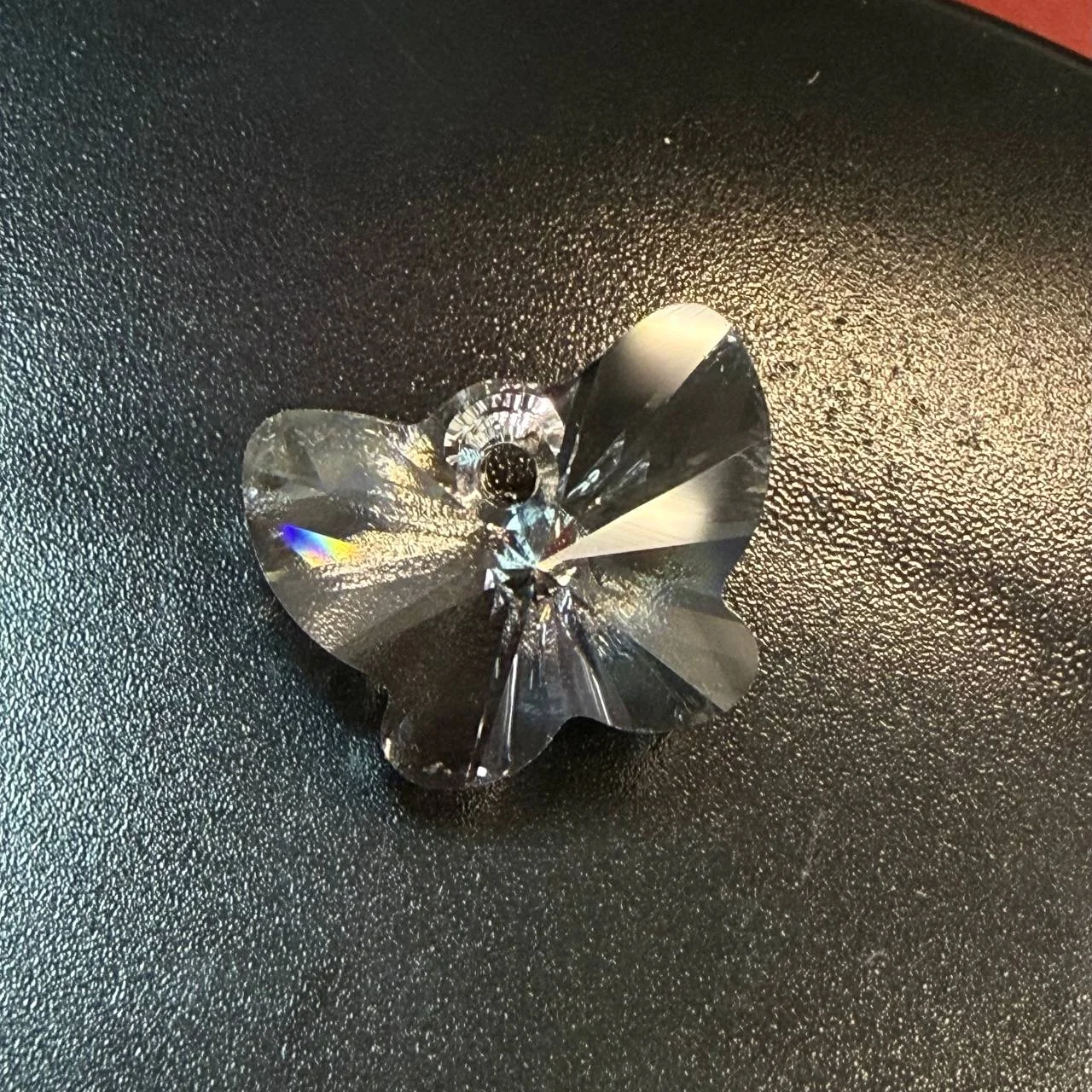 Подвеска Крист. Swarovski Бабочка 18*13мм прозр. 1шт